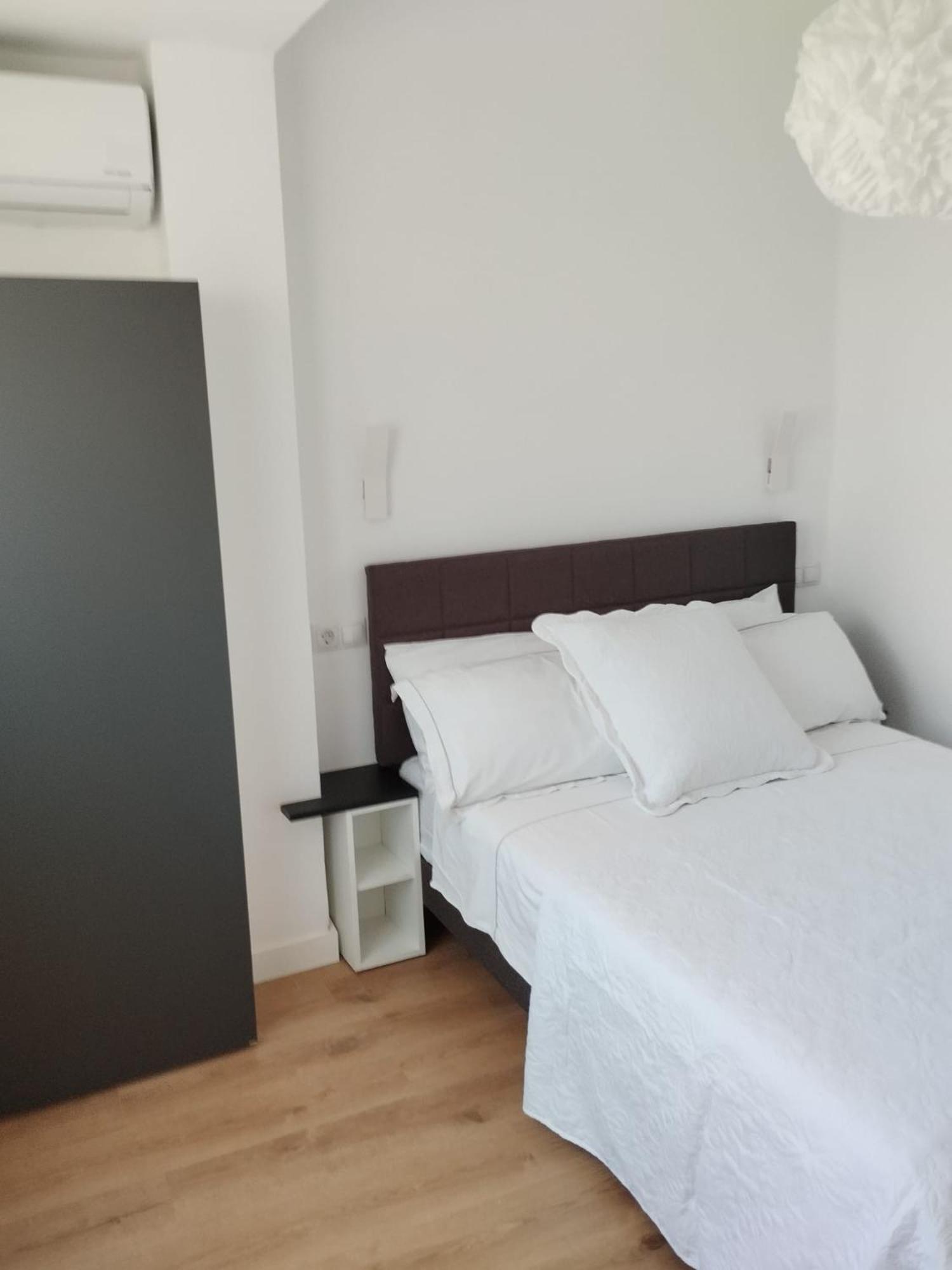 Apartamento Claudia กูลเญรา ภายนอก รูปภาพ